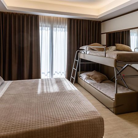 Hotel Bellavista Varcaturo Kültér fotó