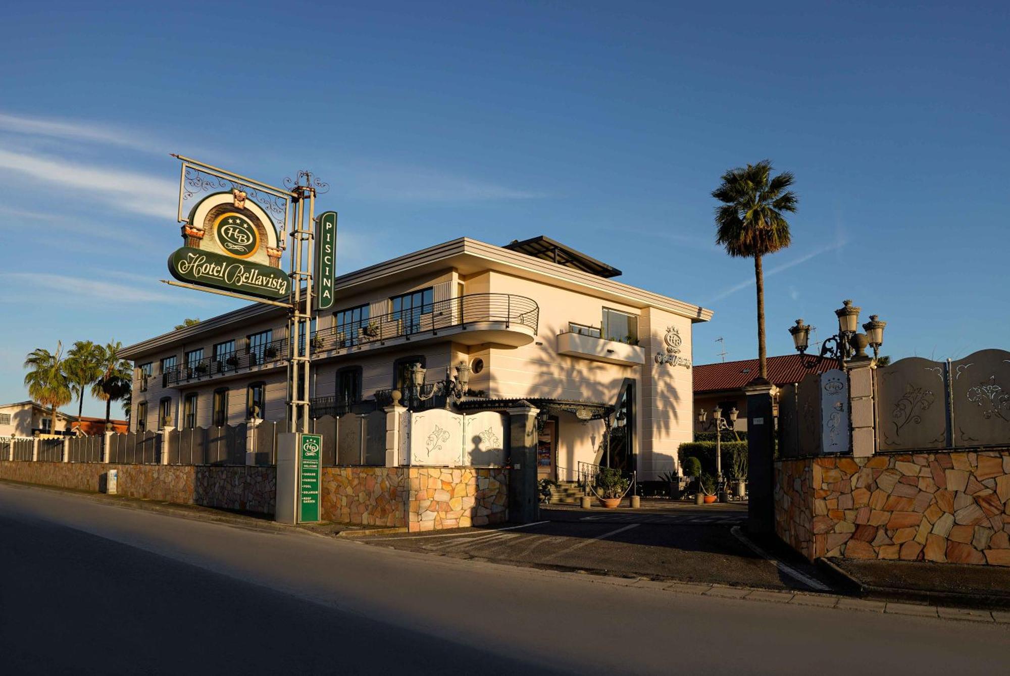 Hotel Bellavista Varcaturo Kültér fotó